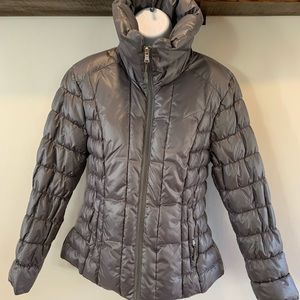 Kenneth Cole Puffer jacket size L. Never worn.